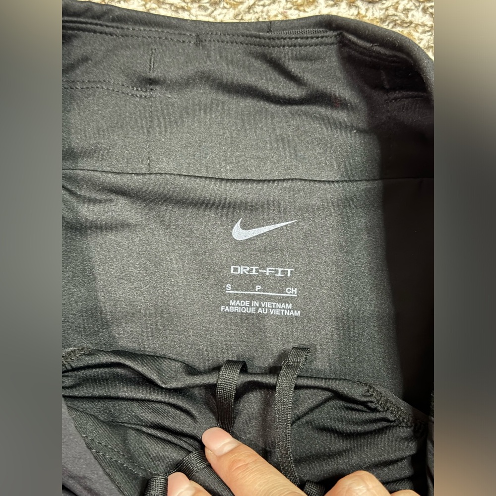 Bundle of 3 Nike Women’s Shorts Size S - Picture 5 of 8